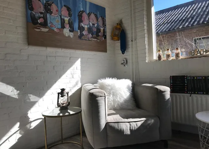 Bellemare Bungalow Lauwersmeer Mit Ueberdachte Veranda Und Eingezaeuntem Garten
